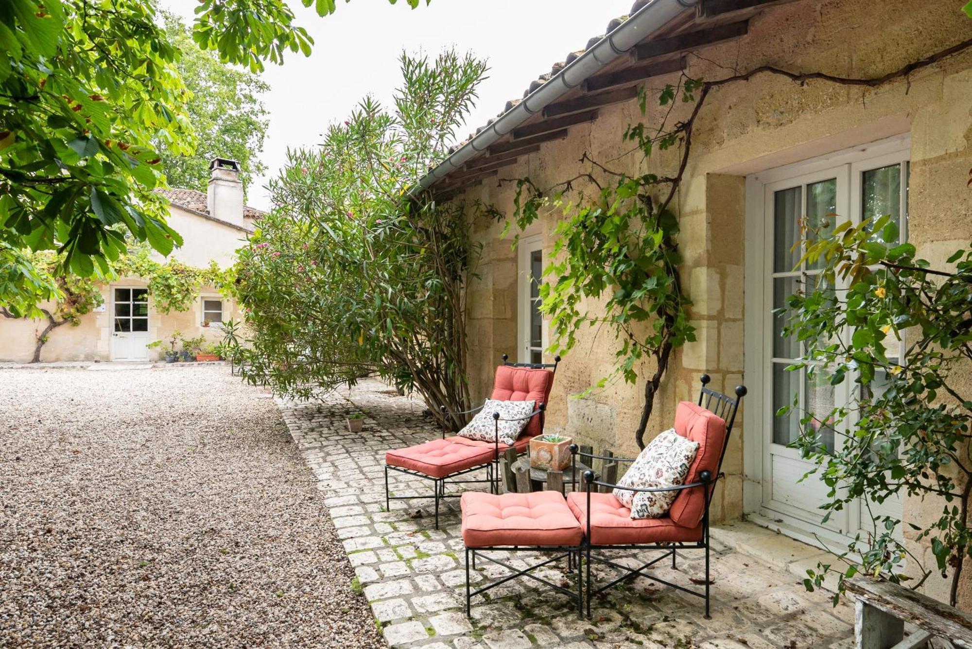 Chateau De La Vieille Chapelle Lugon et l'Ile du Carney Room photo